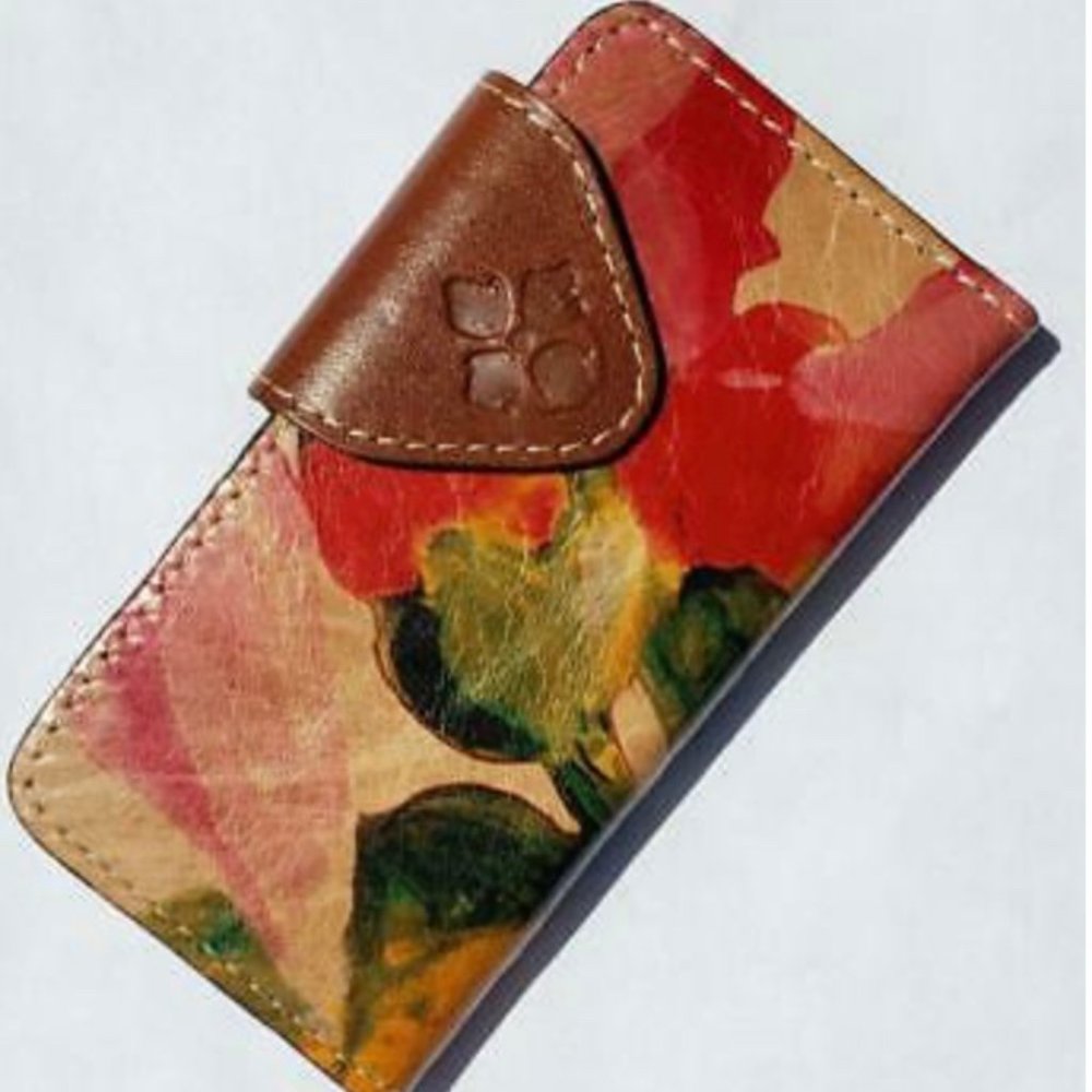 Patricia Nash leather floral Iphone 7 case